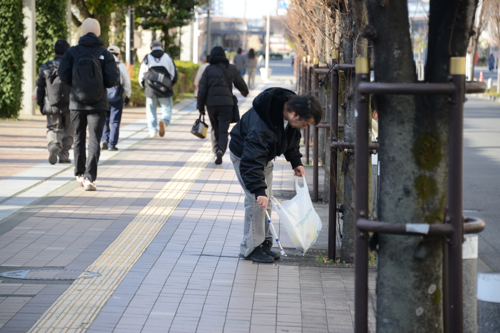 獨協大学前エリア 二月のゴミ拾い活動 まちの人と交流しよう 5 DSC 4783 |草加コネクト |草加市のイベント情報